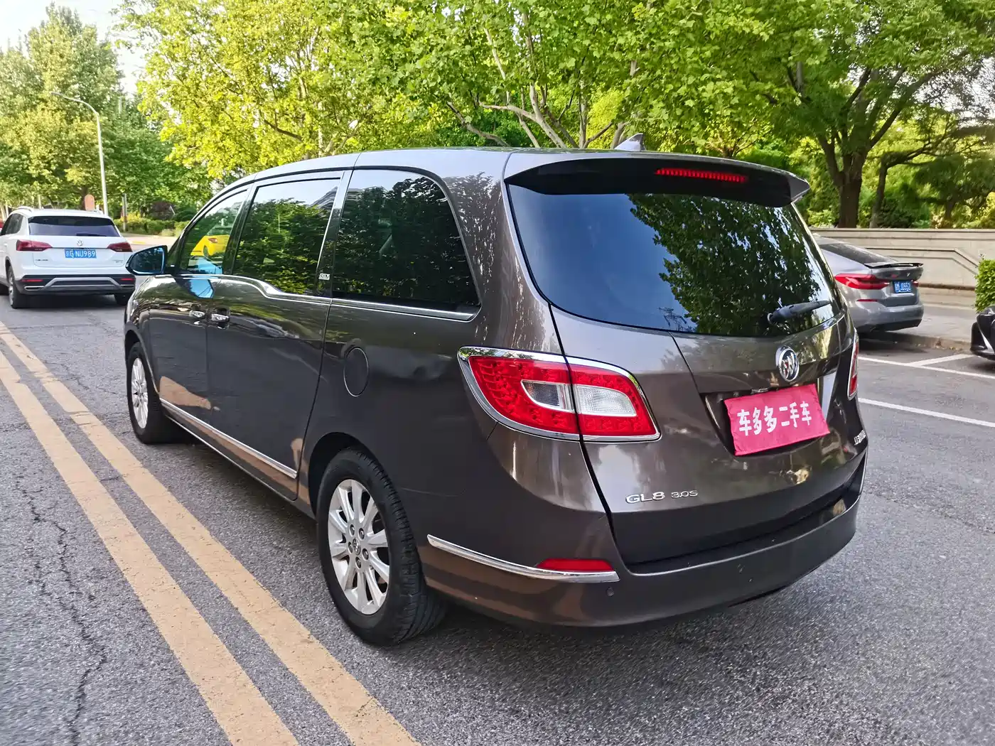 Buick GL8 2013 3.0L XT Luxury Business Flagship Edition фото 5
