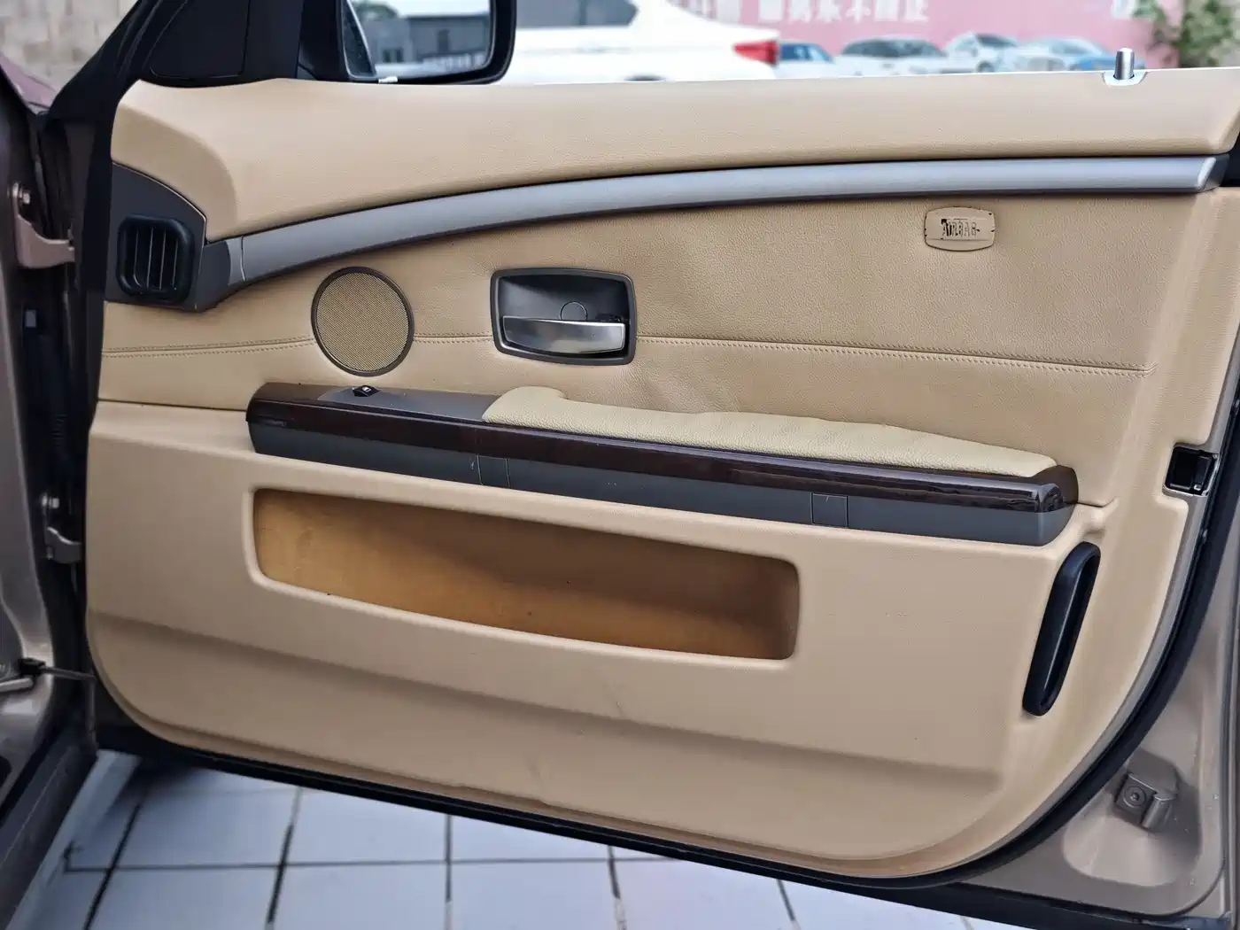 BMW 7 Series 2005 Model 740Li фото 15