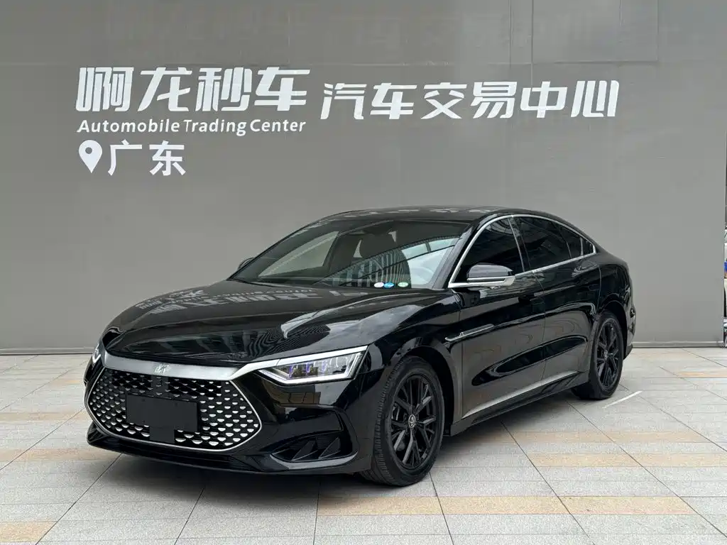 BYD Han 2024 DM-i Glory Edition 121KM Premium