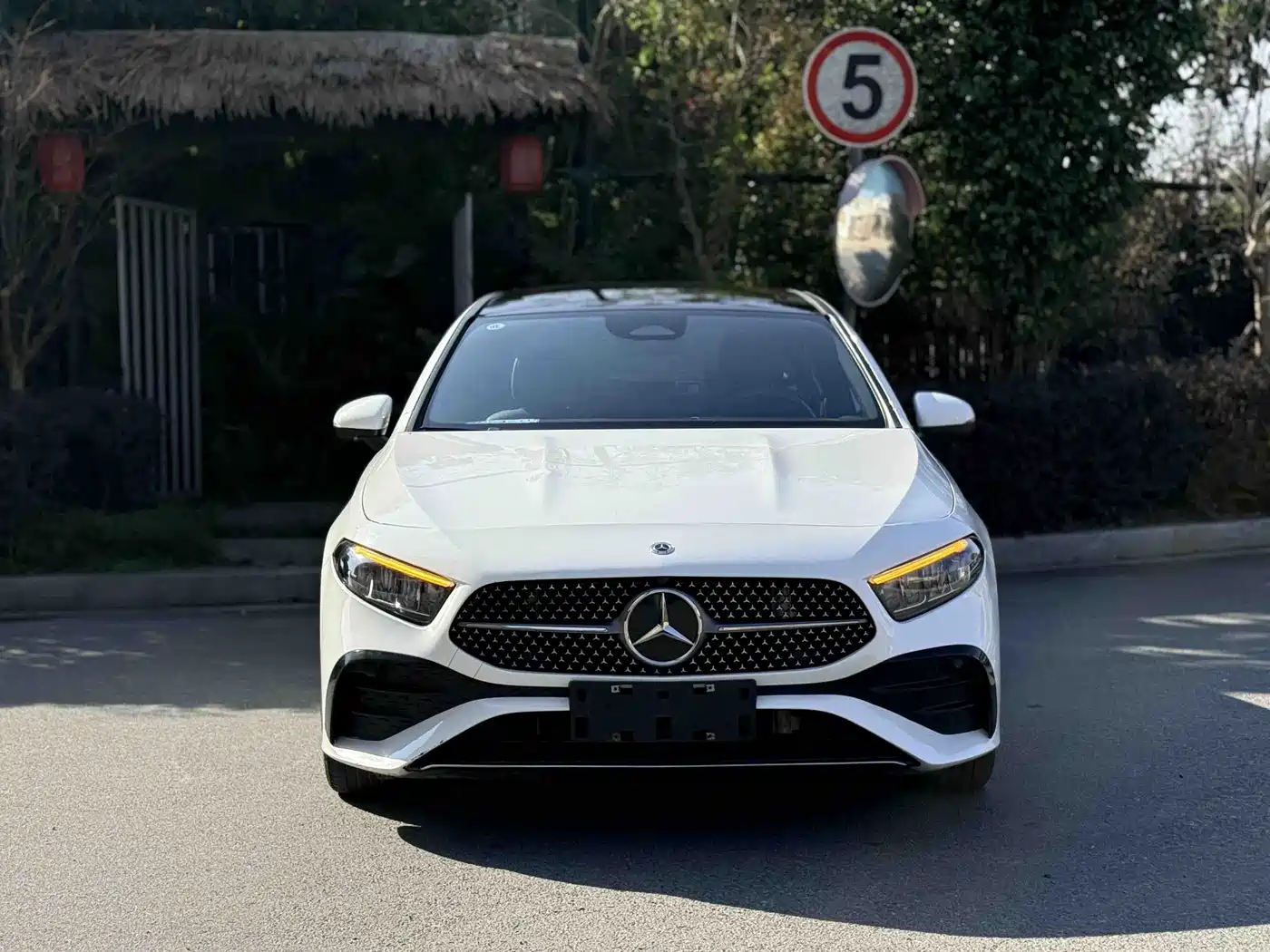 Mercedes-Benz A-Class 2023 A 200 L Dynamic фото 2
