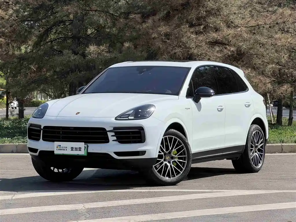 Porsche Cayenne New Energy 2023 Cayenne E-Hybrid 2.0T Platinum Edition