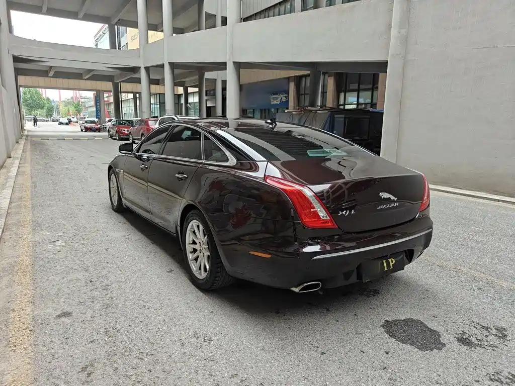 Jaguar XJ 2015 2015 XJL 2.0T 2WD Elegant Business Edition