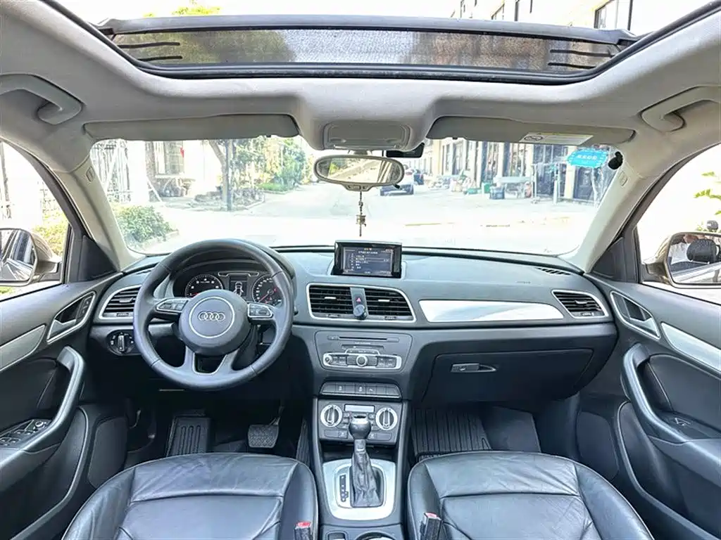 Audi Q3 2016 30 TFSI Heritage Edition Comfort фото 16