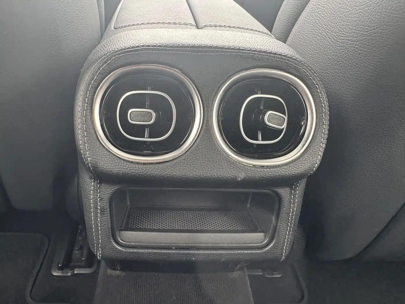 Mercedes-Benz GLC, миниатюра 15