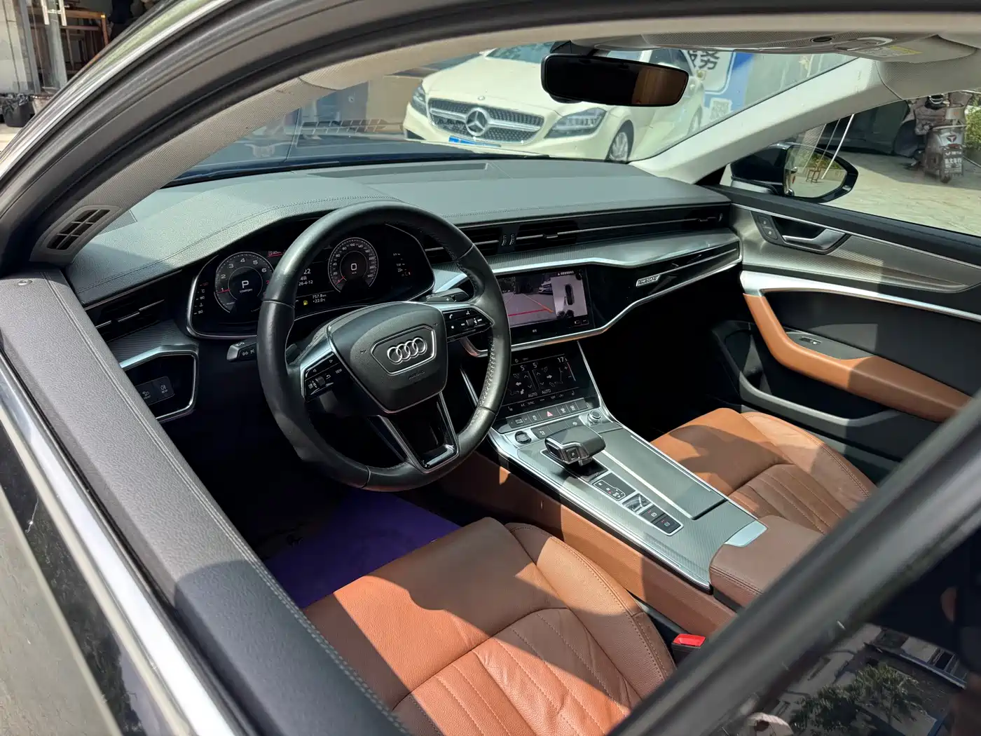 Фото 36 - Audi A6L