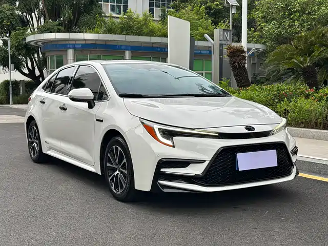 Toyota Levin 2023 Smart Hybrid 1.8L Luxury — фото 3