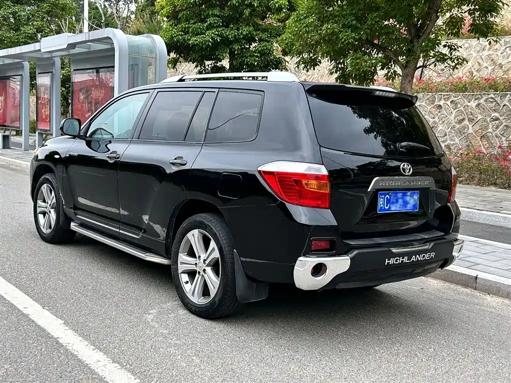 Toyota Highlander 2009 2.7L 2WD 7-seater Luxury Edition фото 5