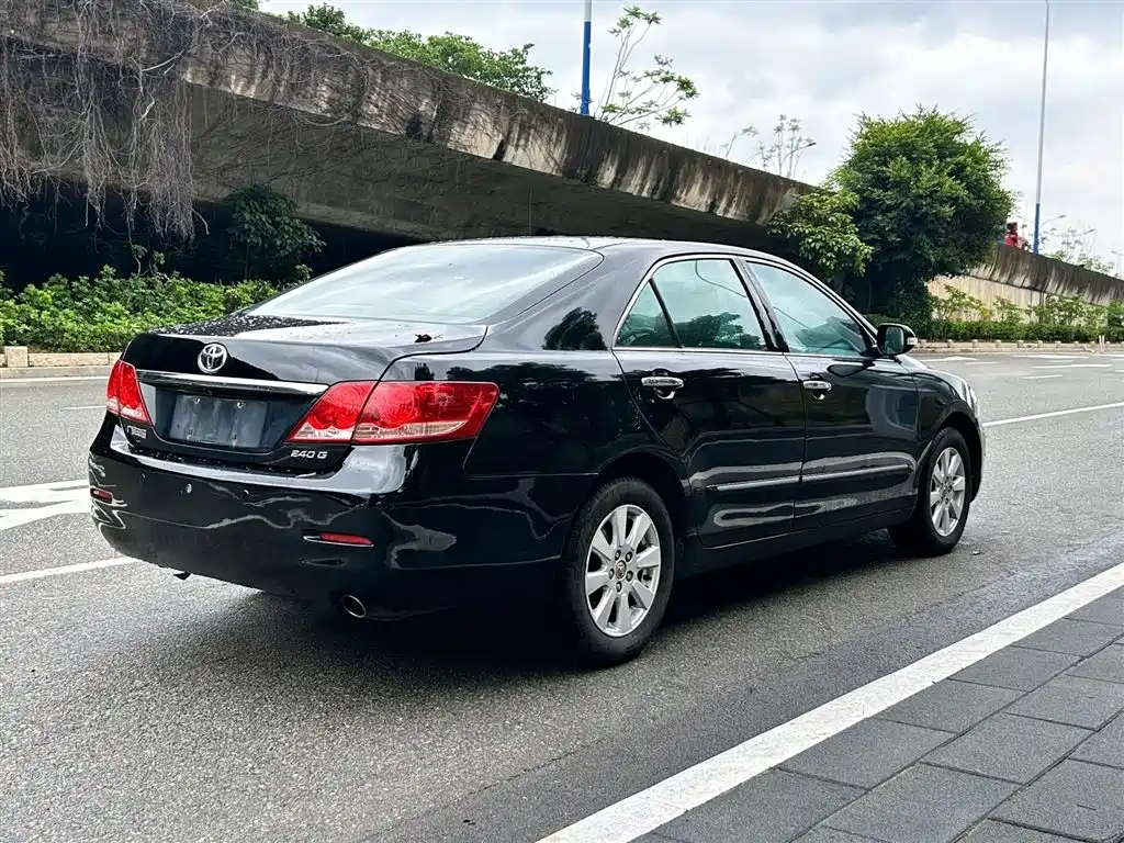 Toyota Camry 2009 Model 240G NAVI Luxury Navigation Edition фото 4