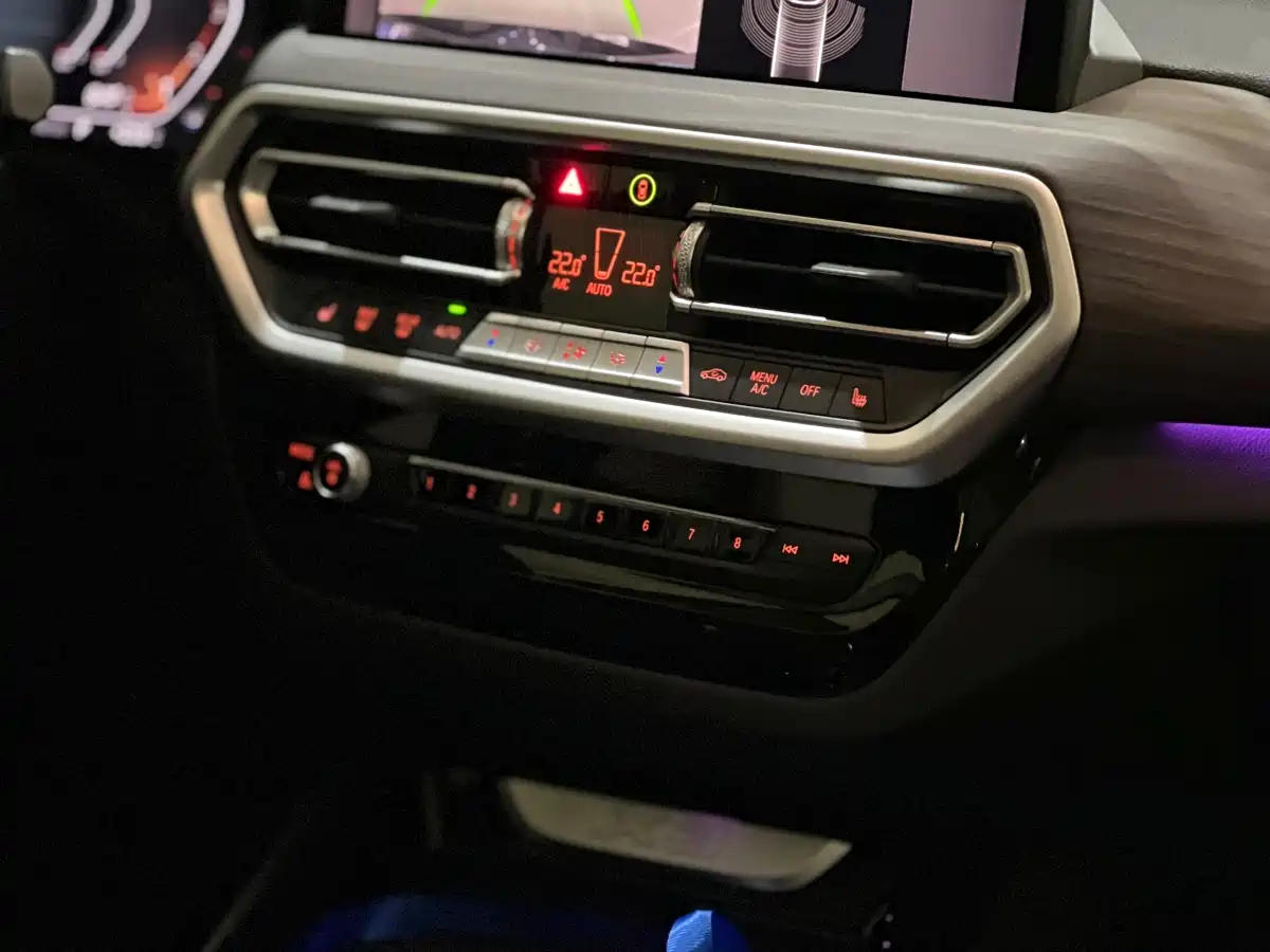 BMW X3 2022 xDrive30i Leading M Night Package фото 12