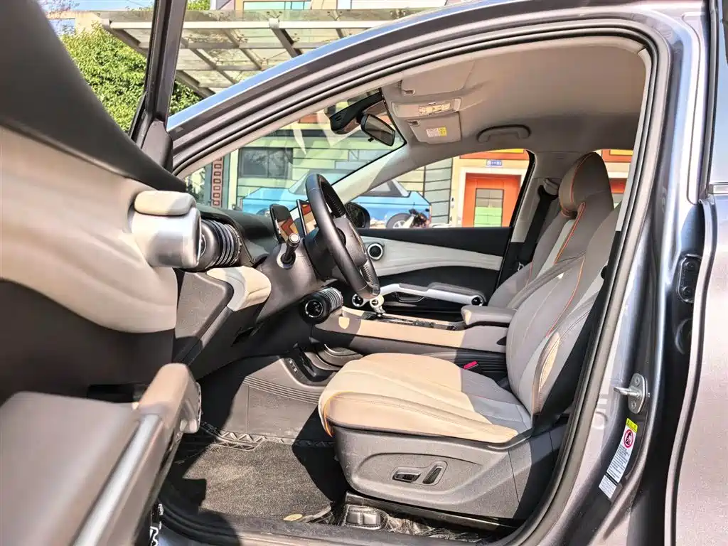 BYD Yuan PLUS 2024 Glory Edition 510KM Leading фото 5