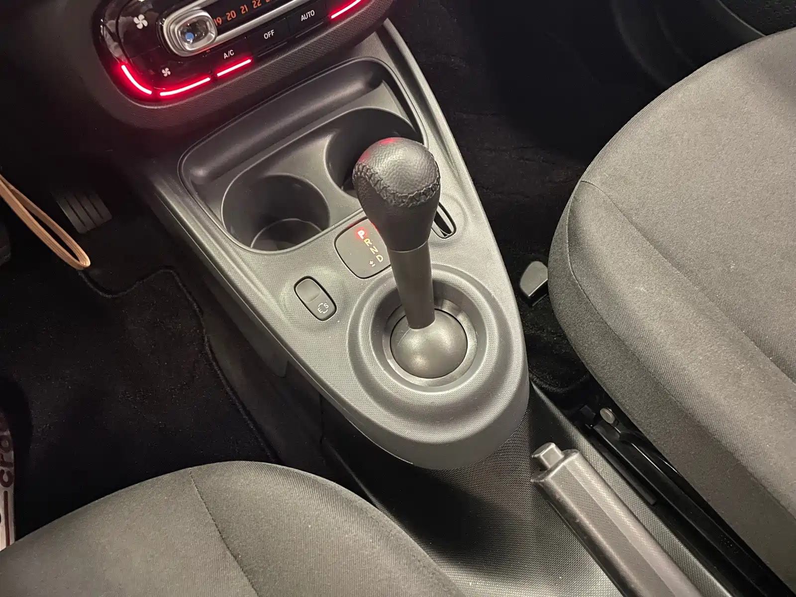Фото 25 - smart fortwo