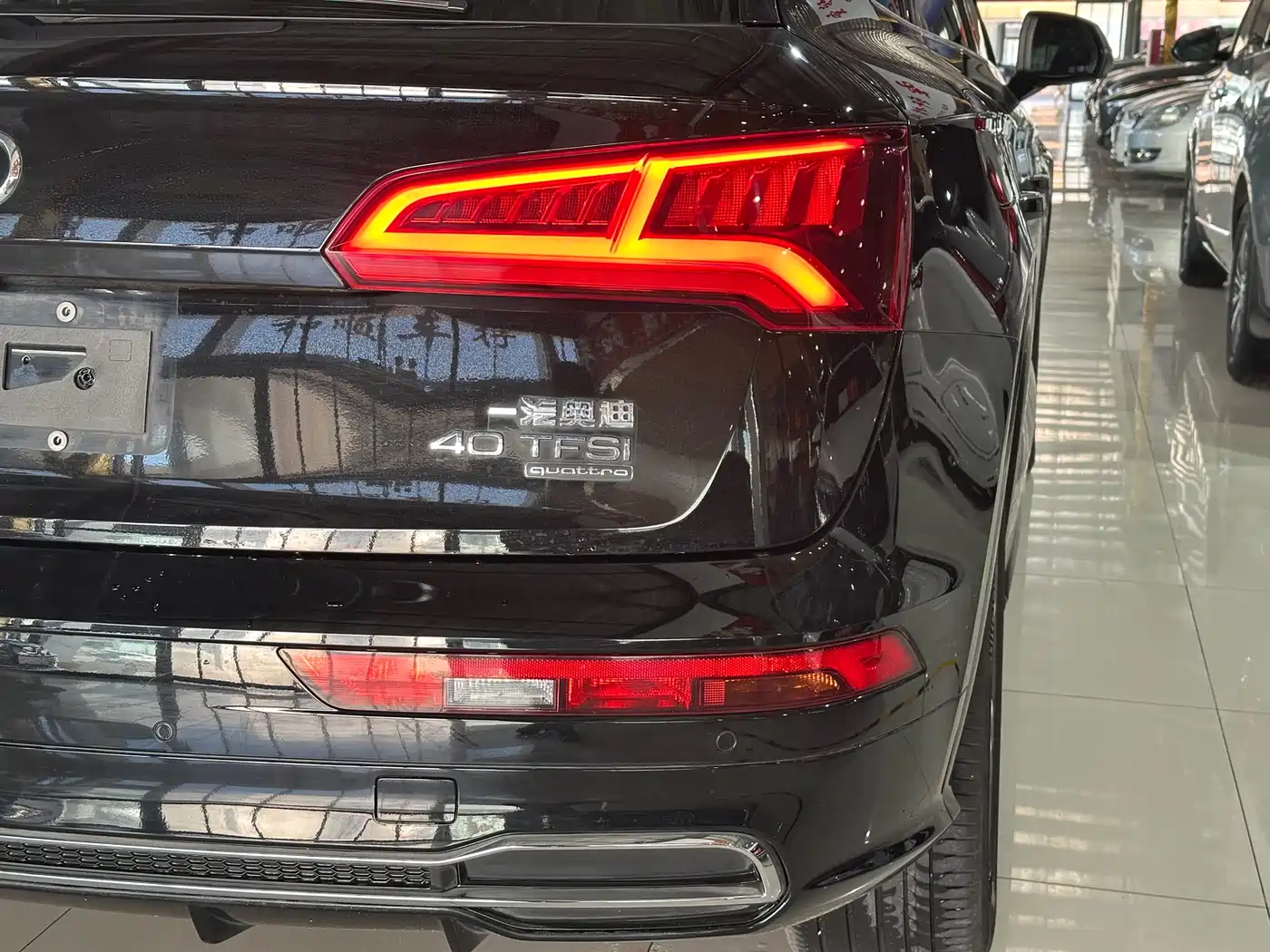 Audi Q5L 2020 Facelift 40 TFSI Honor Fashion фото 15