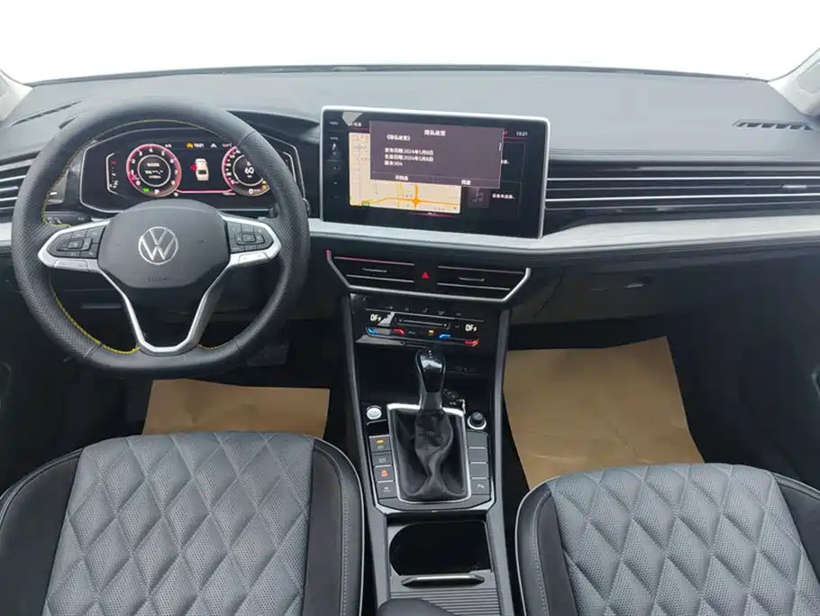 Volkswagen Sagitar 2023 300TSI DSG Excellence Edition фото 12