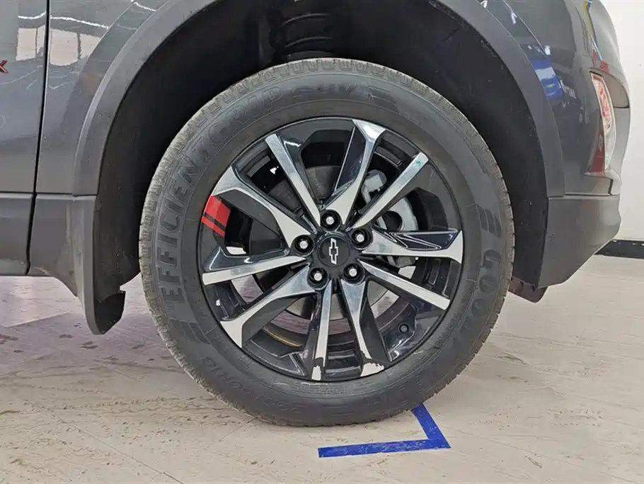 Chevrolet Equinox 2019 Redline 550T Automatic AWD Explorer RS Edition (China V) фото 6