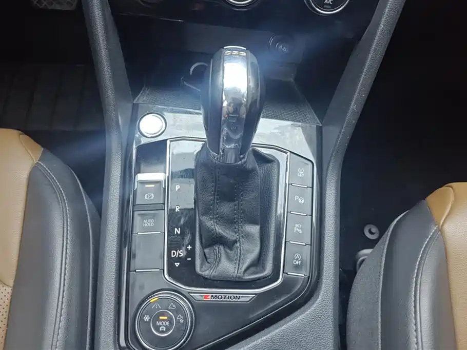 Volkswagen Tharu 2019 Model 330TSI 4WD Flagship Edition China VI фото 16