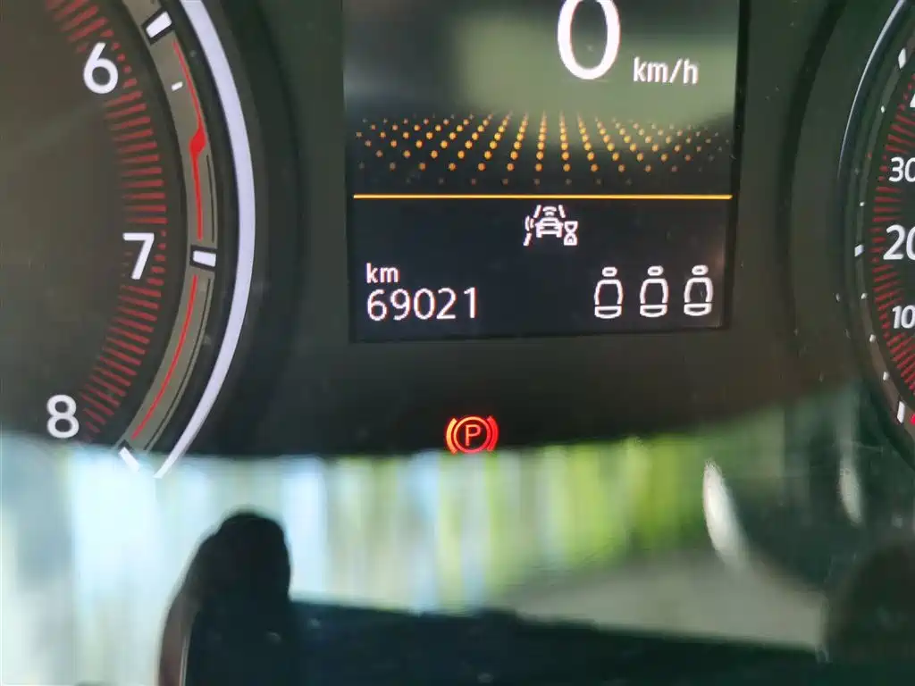Volkswagen Tayron 2021 330TSI 2WD 3rd Anniversary Limited Edition фото 9