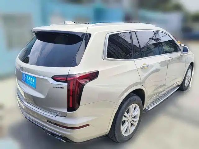 Cadillac XT6 2021 2.0T 6-Seater 4WD Trend Edition — фото 2