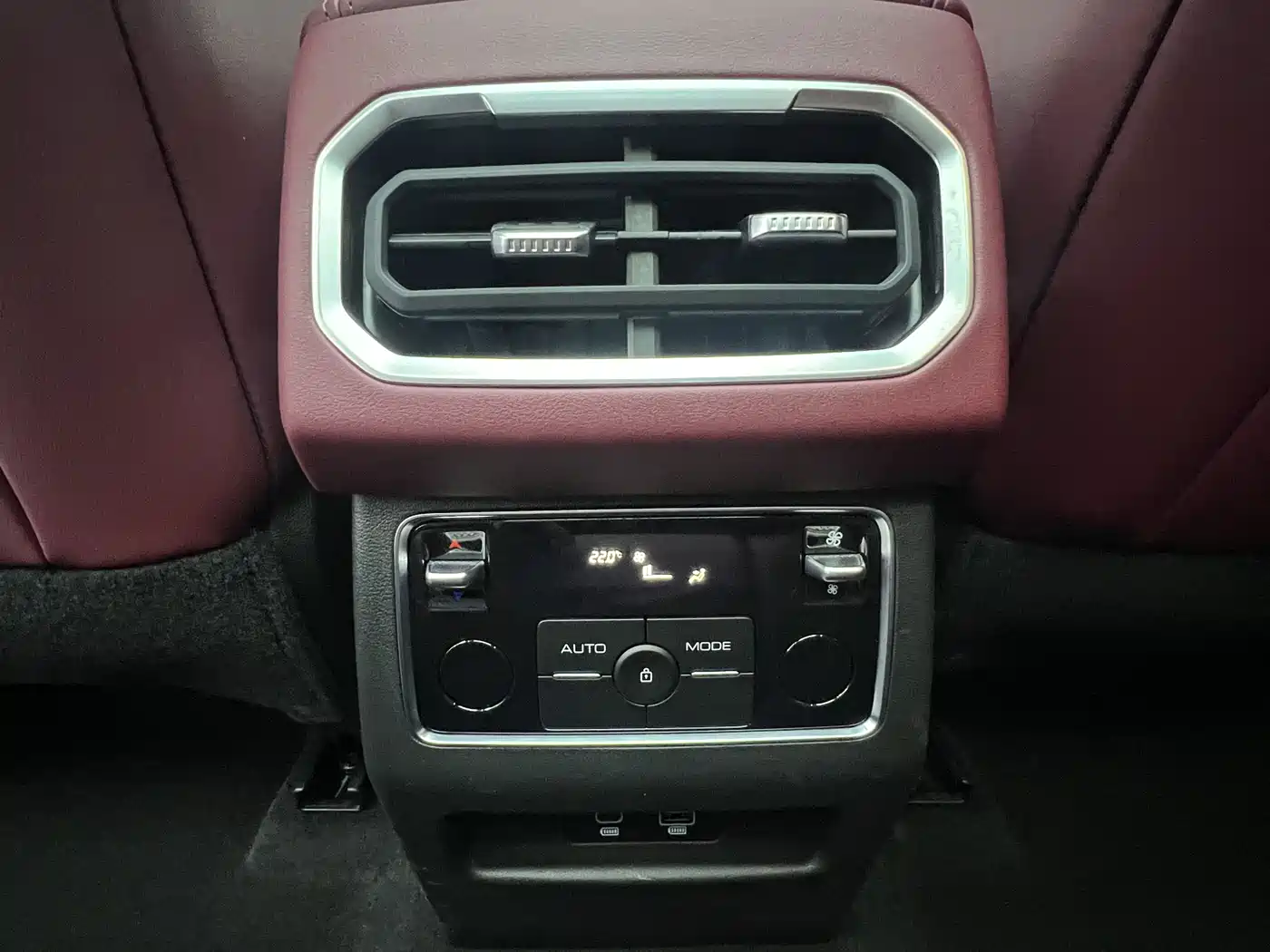 Tank 400 New Energy 2024 Hi4-T Off-Road Edition фото 16