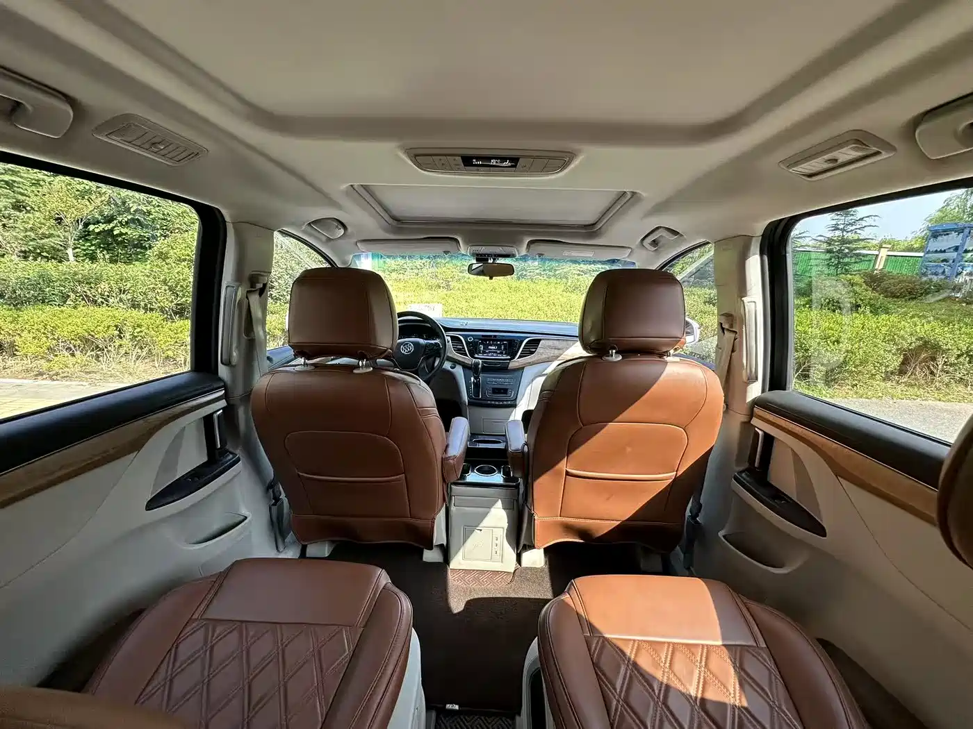 Buick GL8 2017 ES 28T Comfort Type China V фото 10