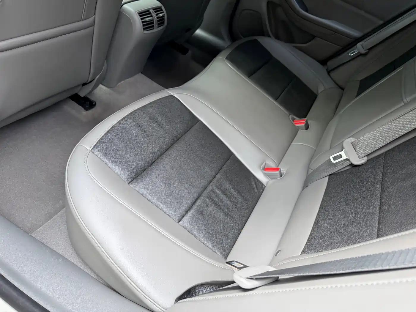 Chevrolet Malibu 2014 2.0L Automatic Luxury фото 25