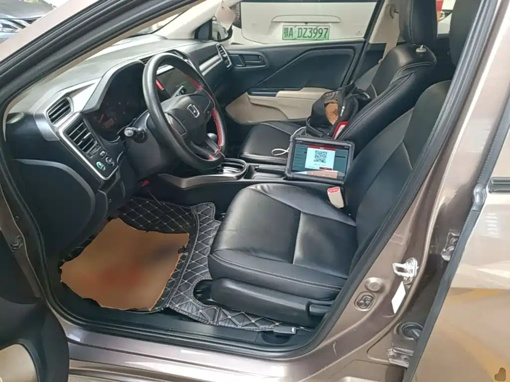 Honda Greiz 2017 2016 1.5L CVT Classic Edition