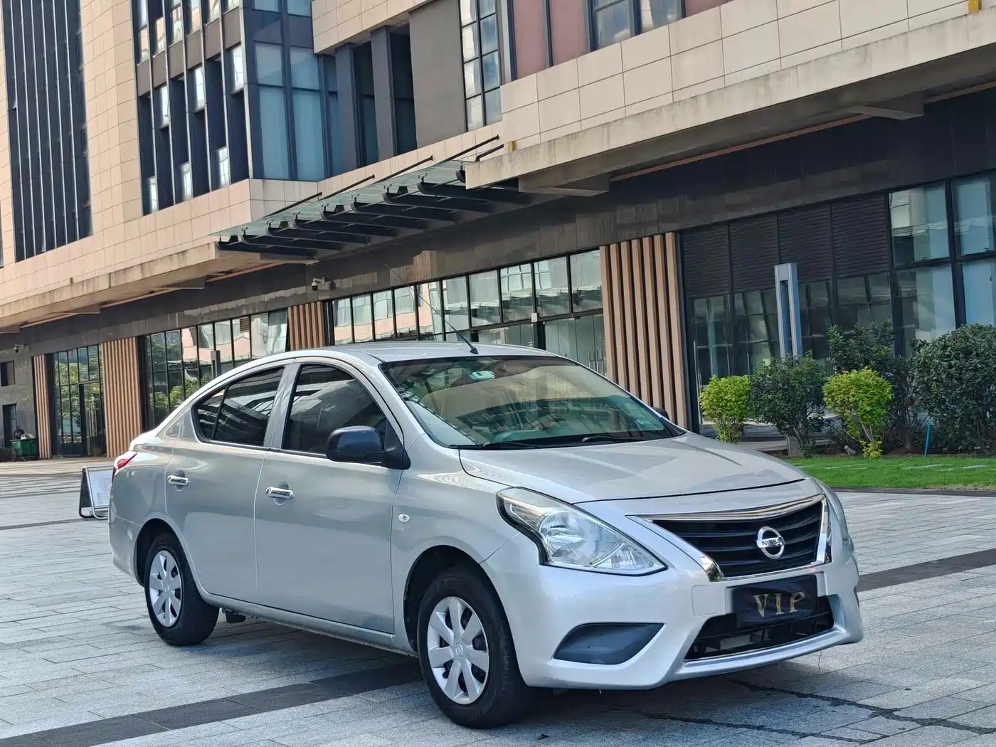 Nissan Sunny 2017 2015 1.5XE CVT Comfort