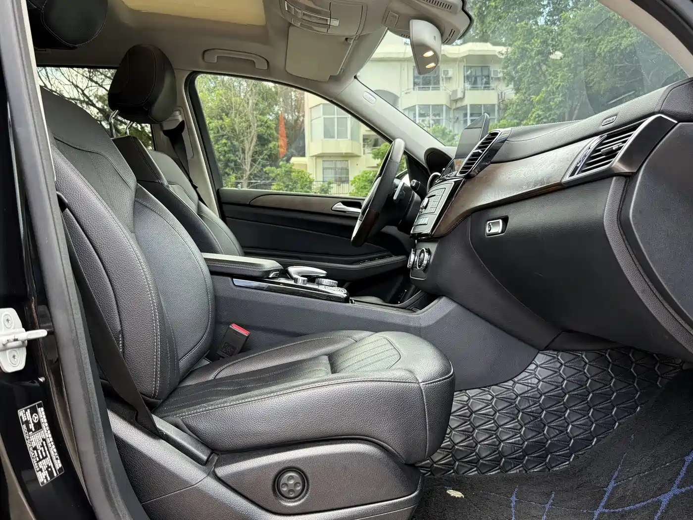 Mercedes-Benz GLS 2016 GLS 400 4MATIC Dynamic фото 14