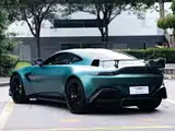 Фото 6 - Aston Martin Vantage