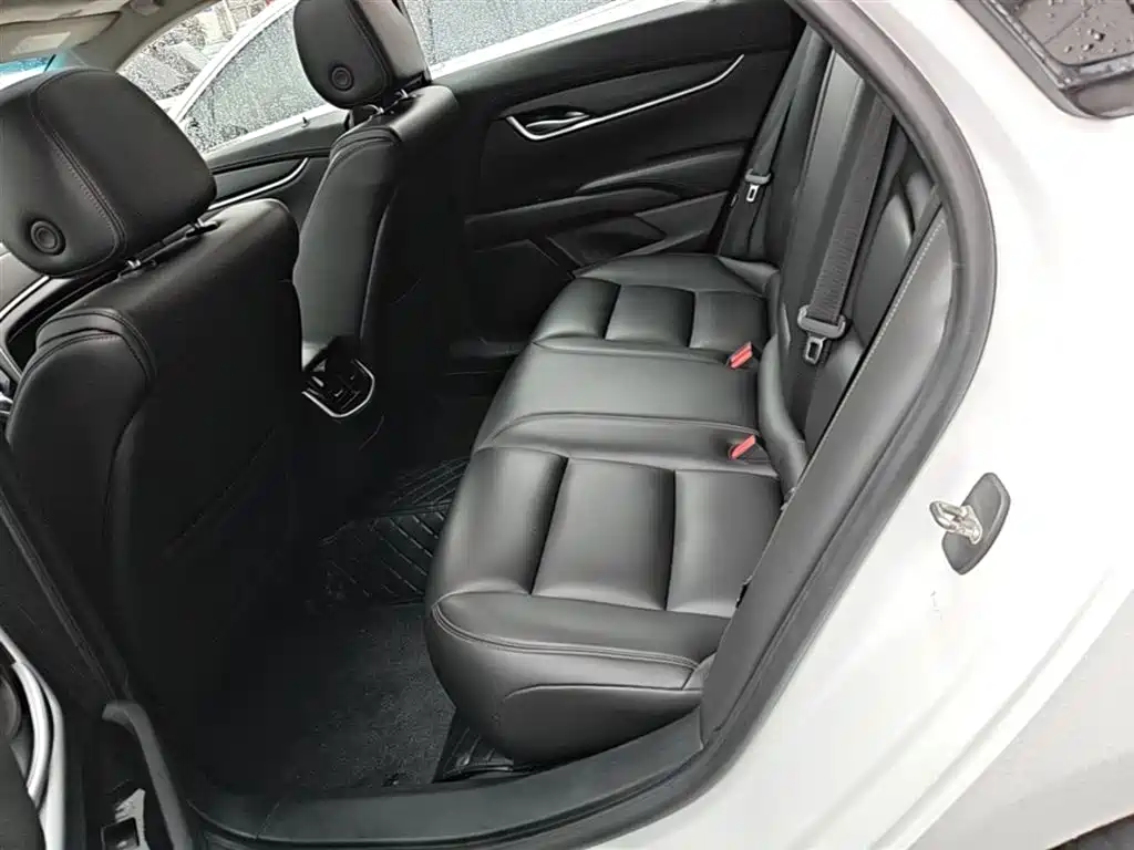 Cadillac XTS 2018 28T Technology фото 17