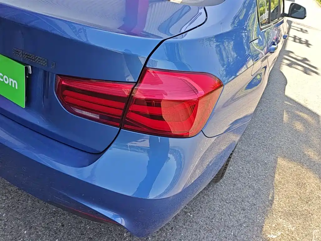 BMW 3 Series 2019 320i M Sport Package фото 8