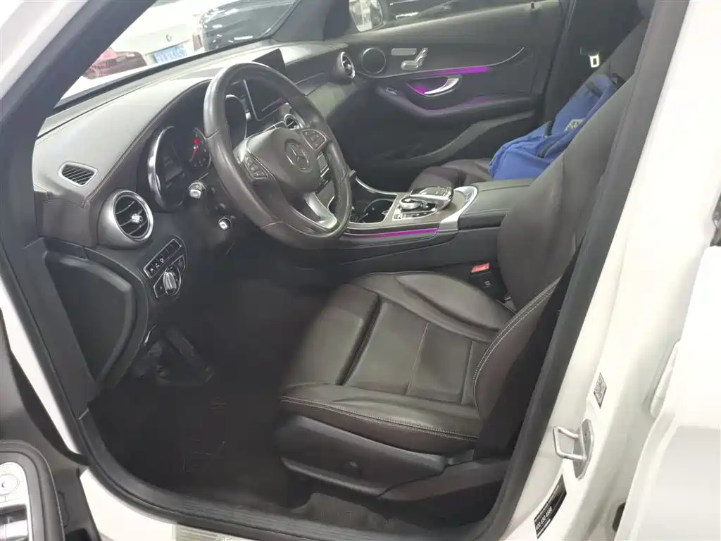 Mercedes-Benz GLC 2016 GLC 300 4MATIC Dynamic фото 15