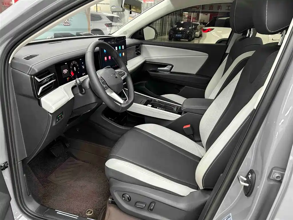 Jetta VS8 2026 2025 Base