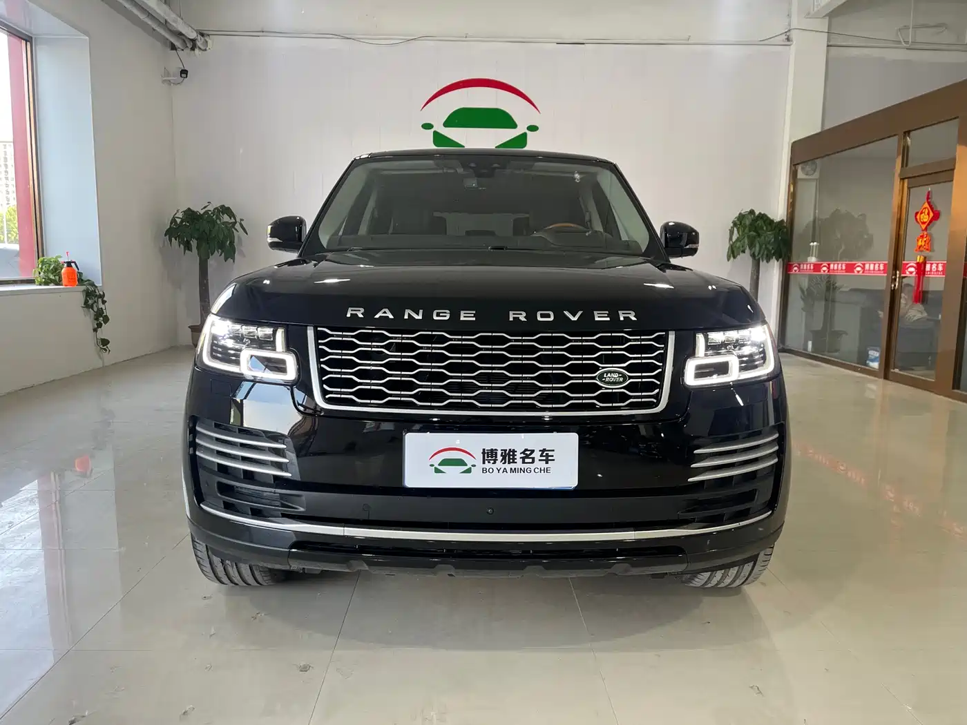 Land Rover Range Rover 2022 3.0 L6 400PS Prestige Genesis Extended Edition фото 3
