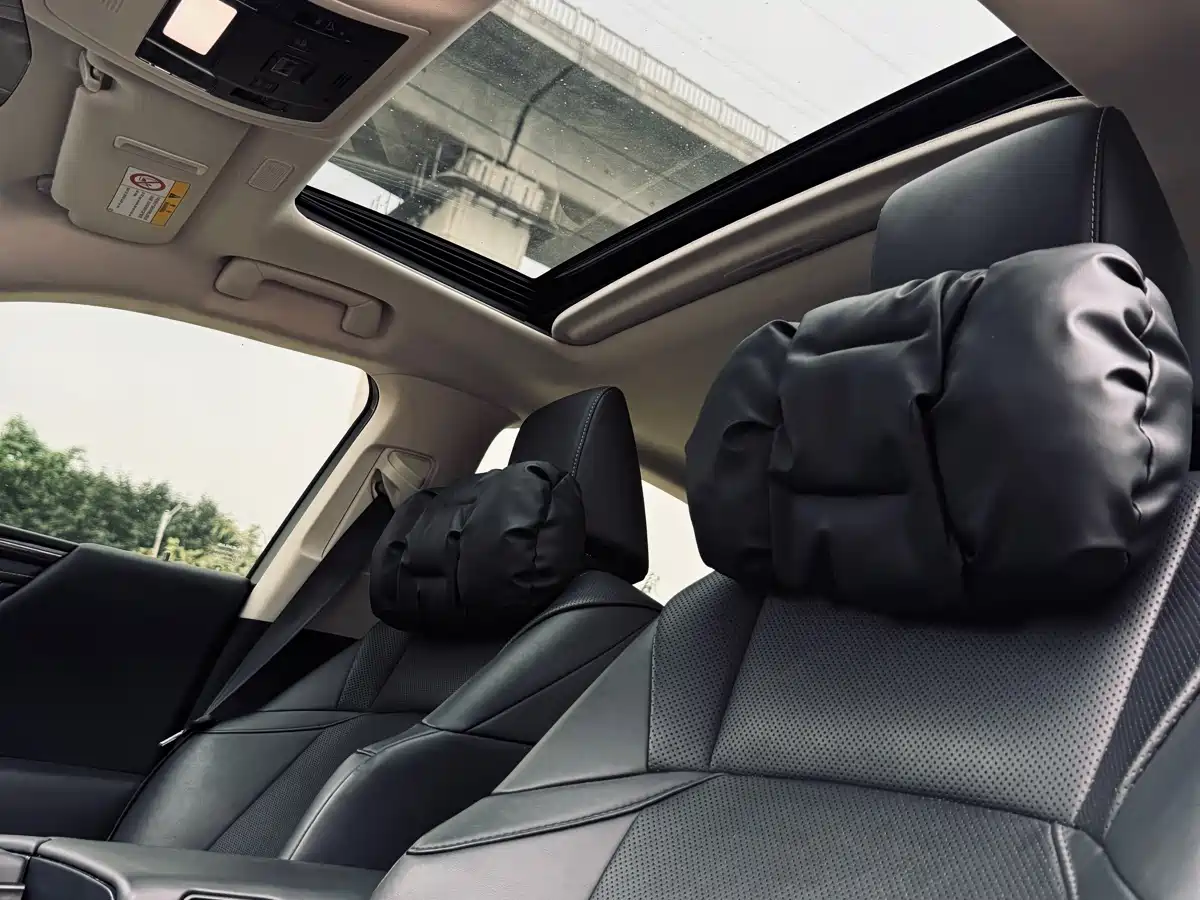 Lexus ES 2020 200 Excellence фото 38