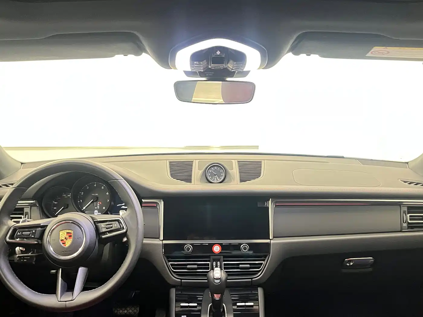 Porsche Macan 2023 Macan 2.0T фото 9