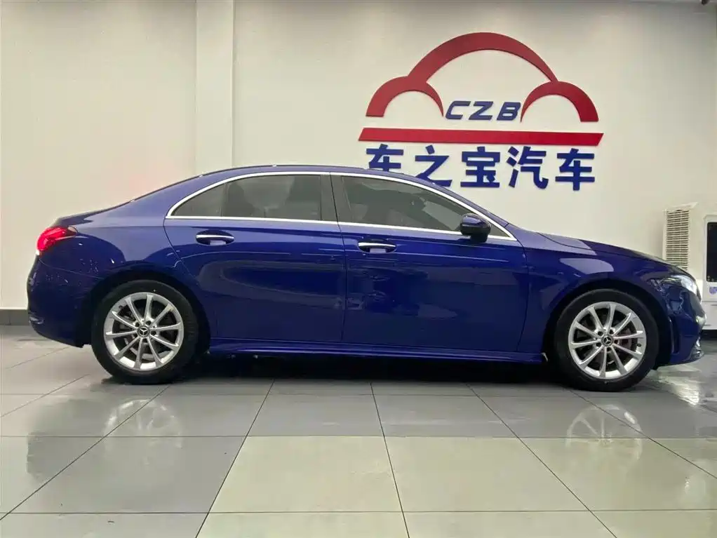 MERCEDES-BENZ A CLASS