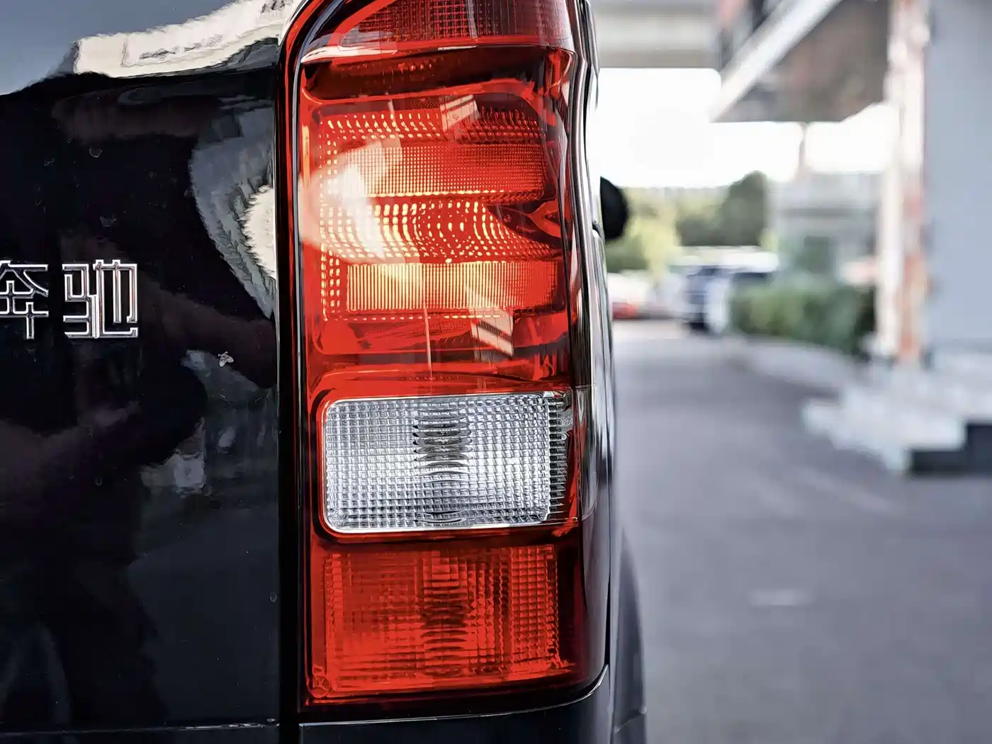 Mercedes-Benz Vito 2024 2.0T Elite Edition 7-Seater фото 6