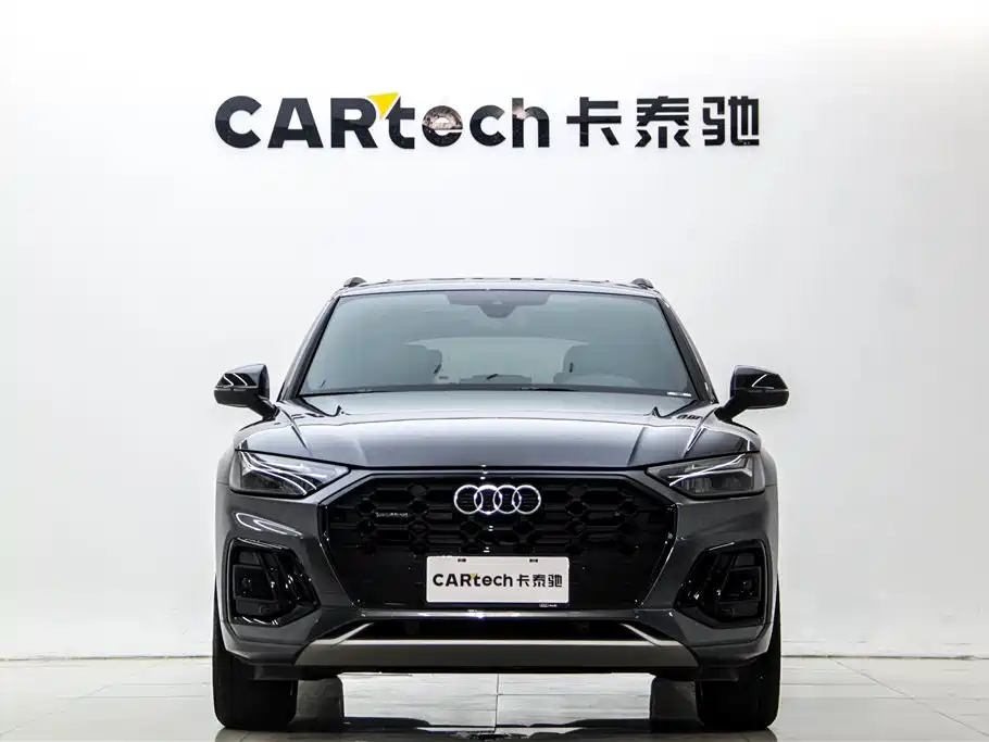 Audi Q5L 2023 40T Luxury Dynamic фото 3