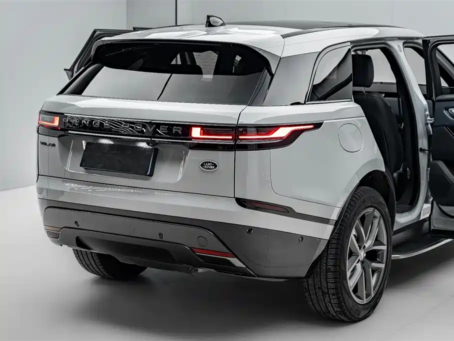 Land Rover Range Rover Velar 2024 Dynamic SE фото 33