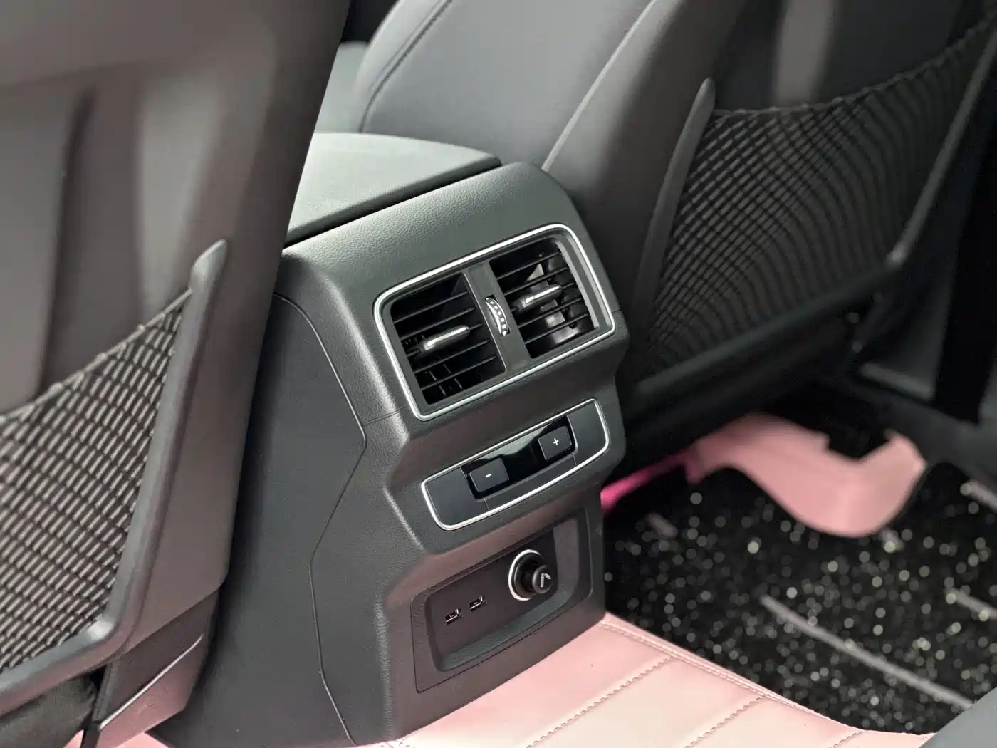 Audi Q5L 2022 45T Luxury Dynamic фото 5