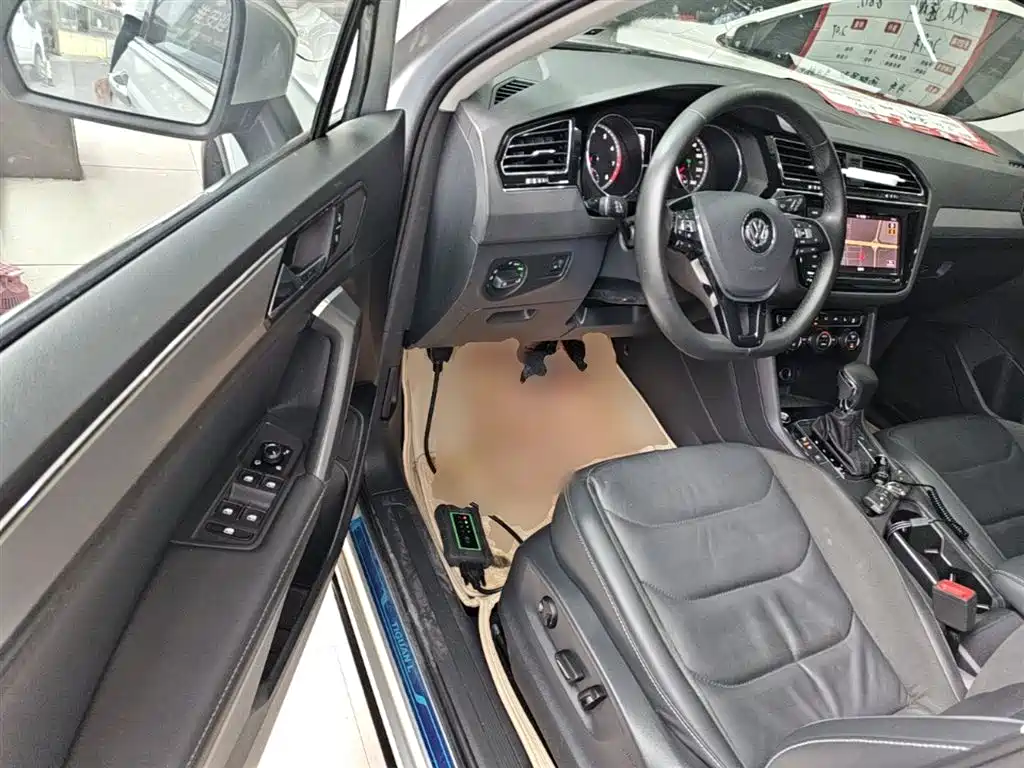 Volkswagen Tiguan L 2019 330TSI Auto 2WD Smart Luxury Edition China V фото 12