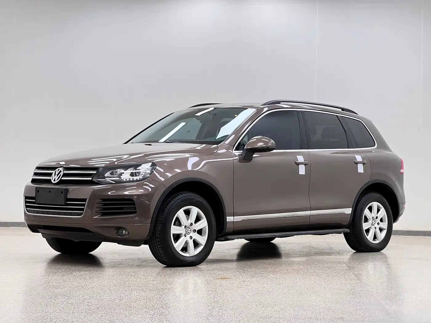 Volkswagen Touareg 2013 2011 3.0TSI Standard