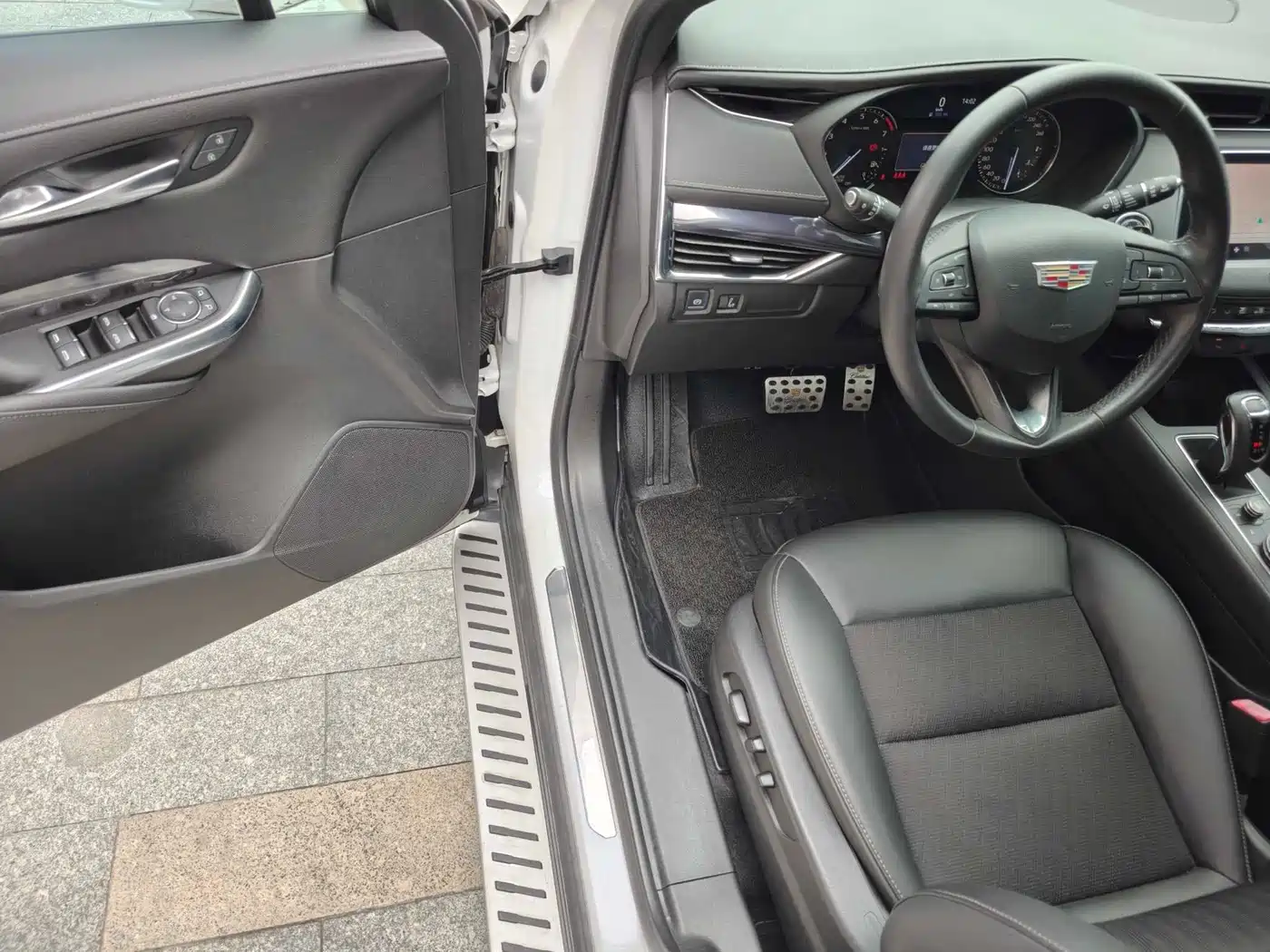 Cadillac XT4 2019 2018 Model 28T 2WD Technology