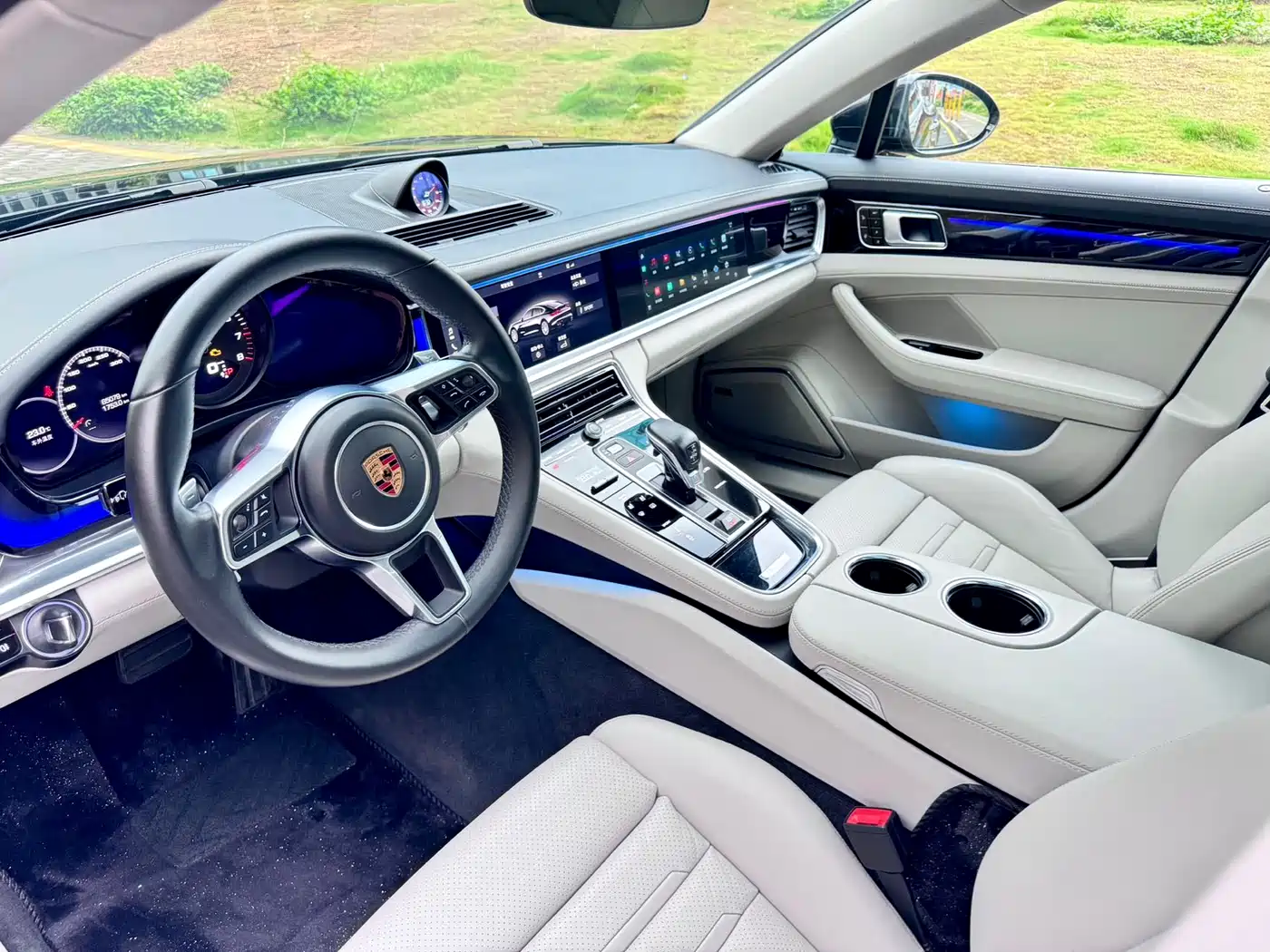 Porsche Panamera 2017 Panamera Executive Long Wheelbase 3.0T фото 6