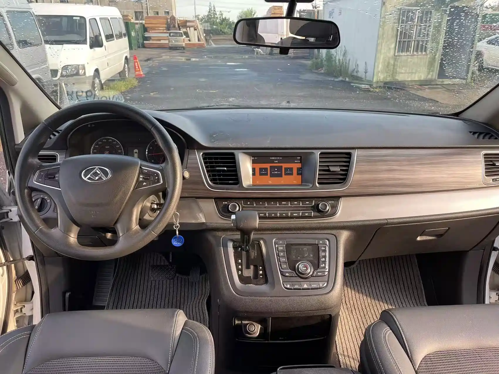 Фото 4 - Maxus G10
