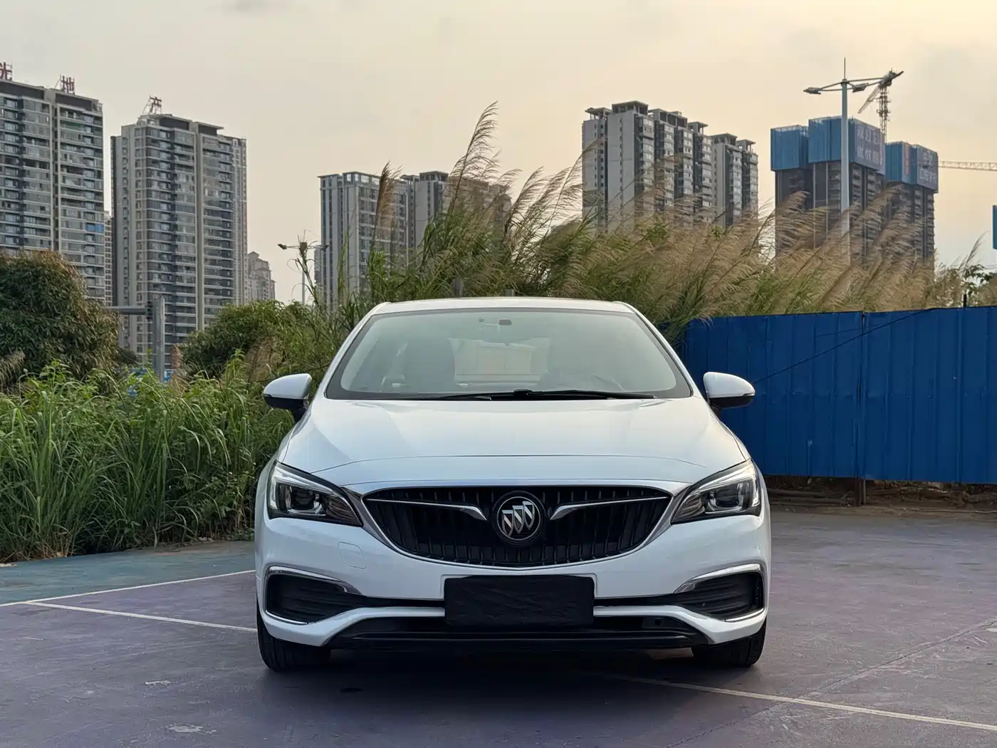 Buick Verano 2018 Sedan 15S Automatic Progressive фото 2