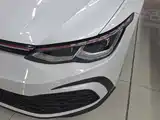 Фото 5 - Volkswagen Golf GTI