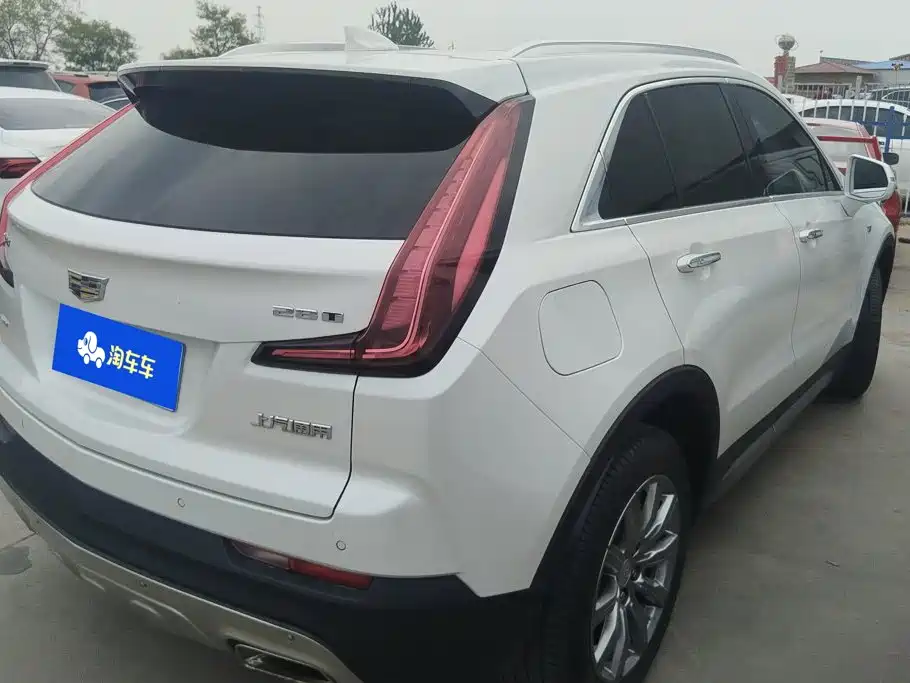 Cadillac XT4 2019 2018 Model 28T 4WD Leading