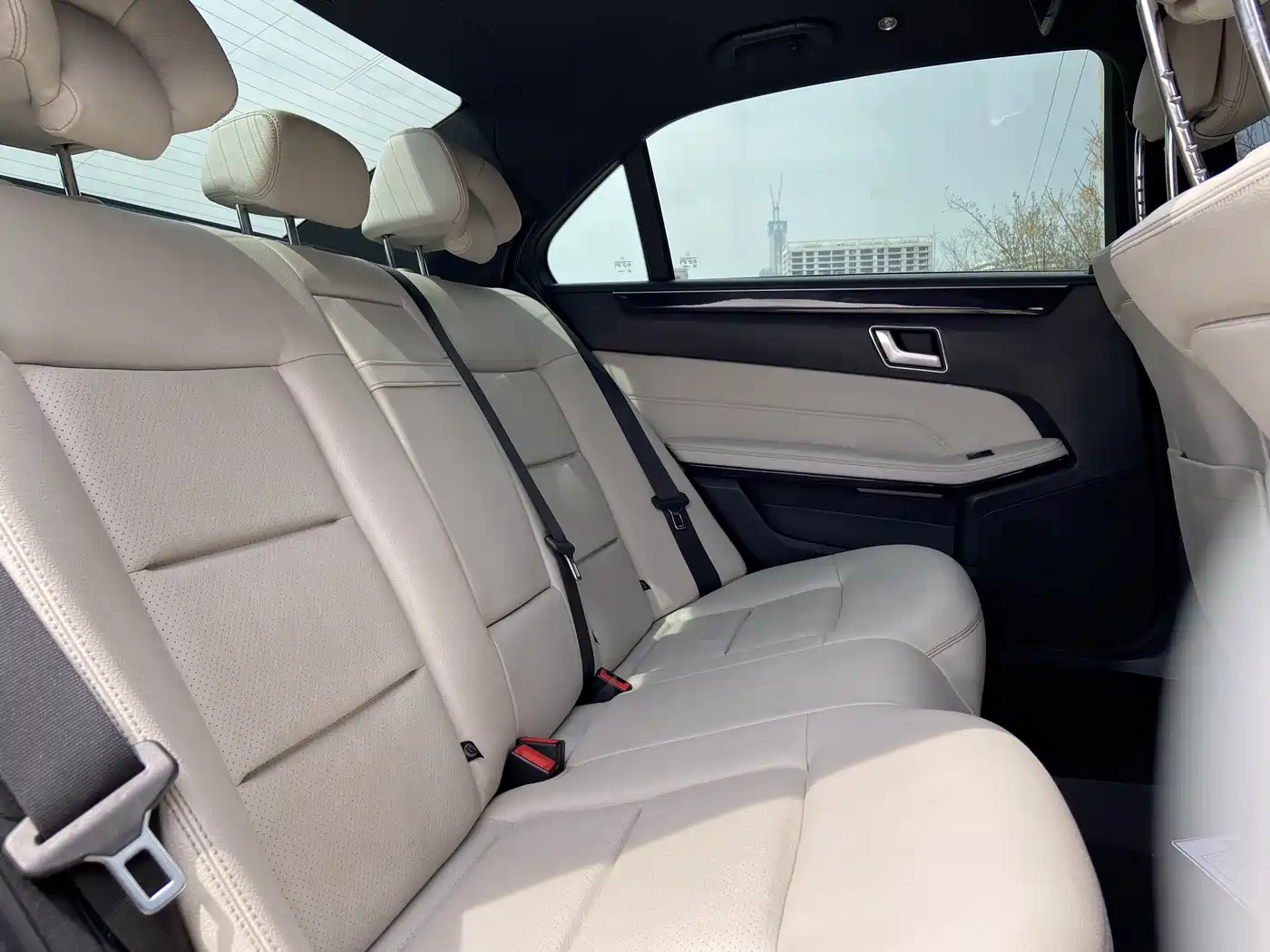 Mercedes-Benz E-Class 2014 Facelift E 260 L Sport фото 15