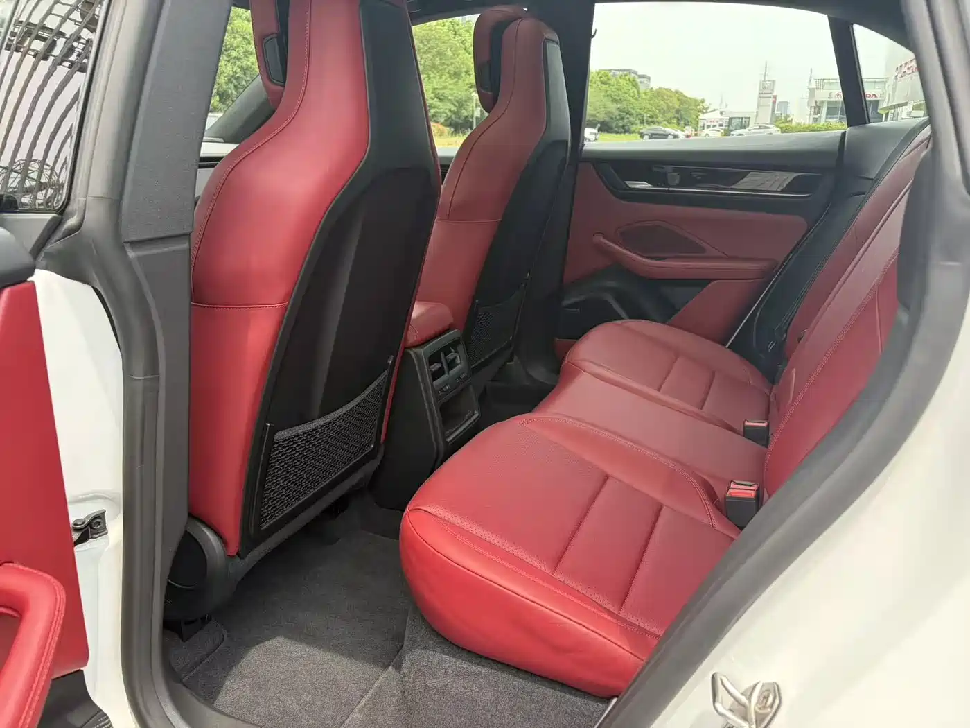 Porsche Macan EV 2025 2024 Macan 4